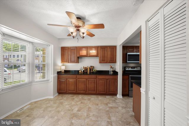 1764 CASTLEFORD SQ, Crofton, MD 21114
