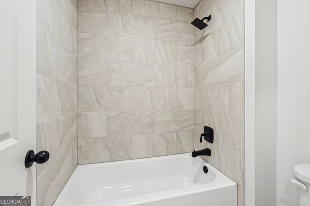 1582 Reserve Glen Drive, Lawrenceville, GA 30043