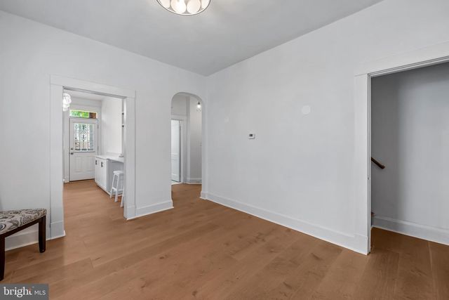 2505 OAKLEY AVE, Baltimore, MD 21215