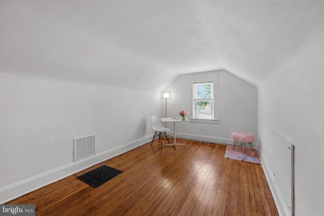 2505 OAKLEY AVE, Baltimore, MD 21215