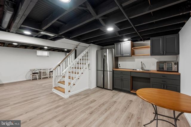2505 OAKLEY AVE, Baltimore, MD 21215