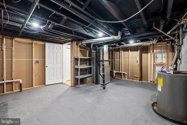 2505 OAKLEY AVE, Baltimore, MD 21215