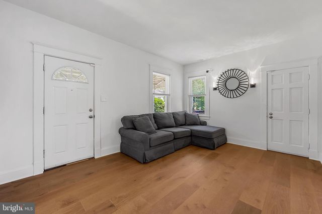 2505 OAKLEY AVE, Baltimore, MD 21215