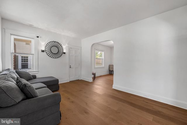 2505 OAKLEY AVE, Baltimore, MD 21215