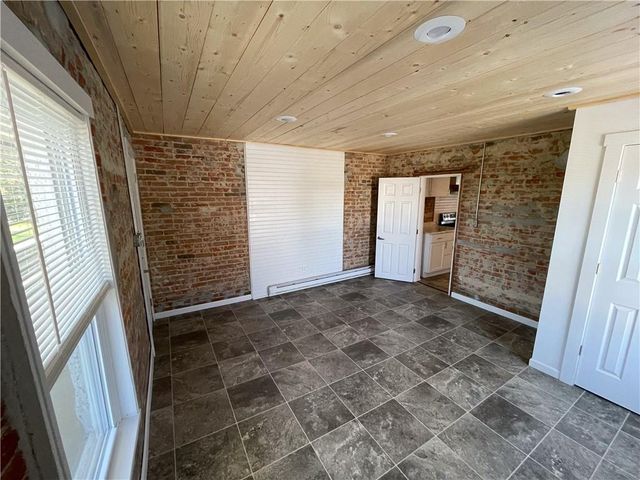 316 N FILLMORE Street, Maryville, MO 64468