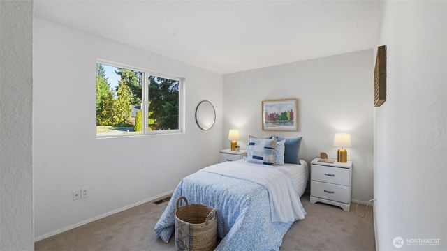 12227 NE 137th Place, Kirkland, WA 98034