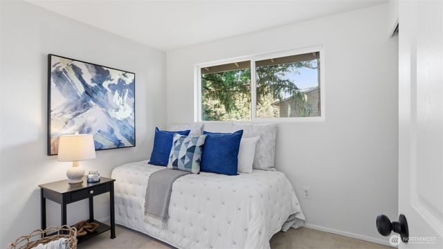 12227 NE 137th Place, Kirkland, WA 98034