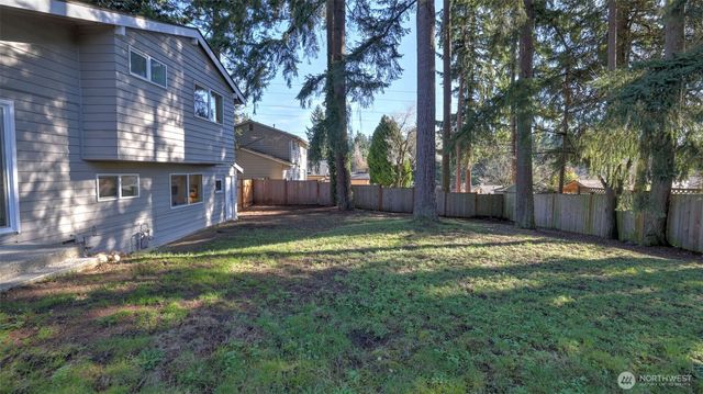 12227 NE 137th Place, Kirkland, WA 98034