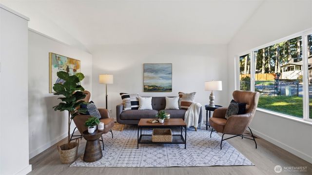 12227 NE 137th Place, Kirkland, WA 98034