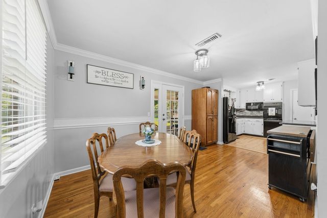 104 Hemingway Dr, Columbia, TN 38401