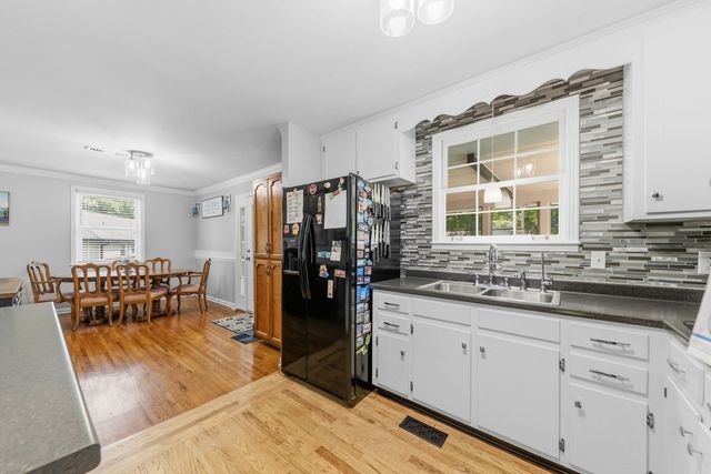104 Hemingway Dr, Columbia, TN 38401