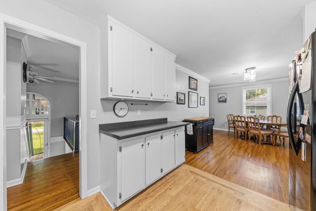 104 Hemingway Dr, Columbia, TN 38401