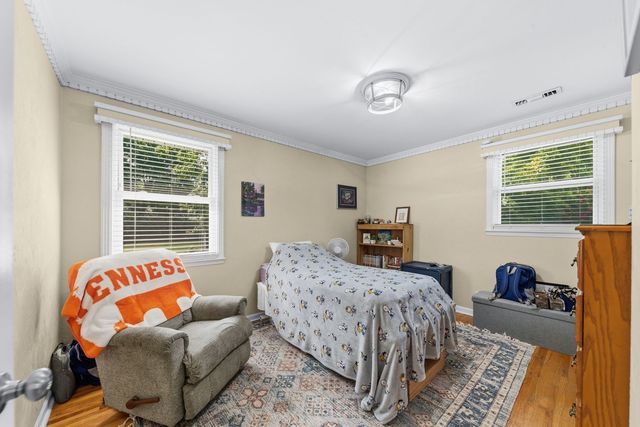 104 Hemingway Dr, Columbia, TN 38401