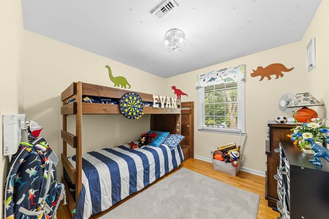 104 Hemingway Dr, Columbia, TN 38401