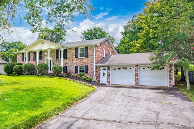 104 Hemingway Dr, Columbia, TN 38401