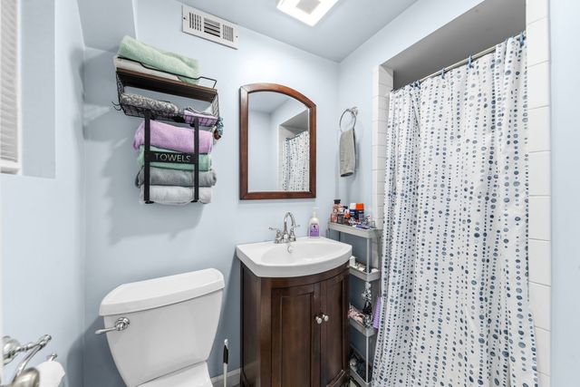 104 Hemingway Dr, Columbia, TN 38401
