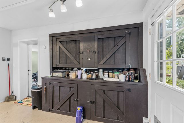 104 Hemingway Dr, Columbia, TN 38401