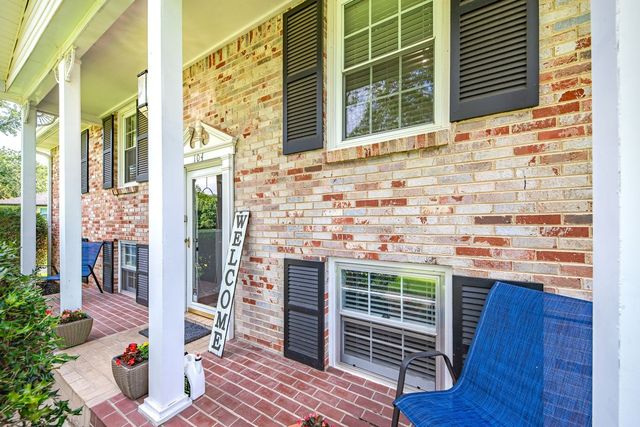 104 Hemingway Dr, Columbia, TN 38401