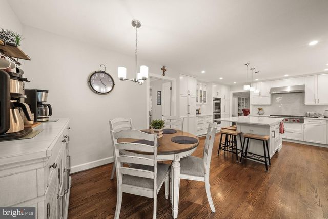 1716 BESLEY RD, Vienna, VA 22182