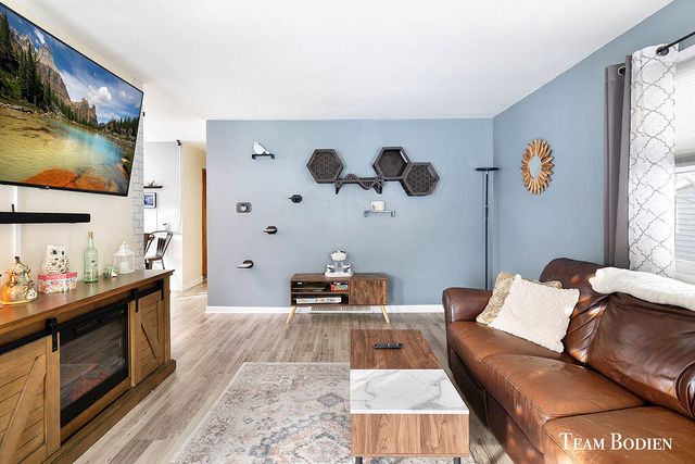 3807 Balsam Avenue, Grand Rapids, MI 49525