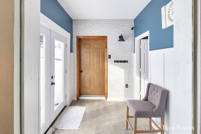 3807 Balsam Avenue, Grand Rapids, MI 49525