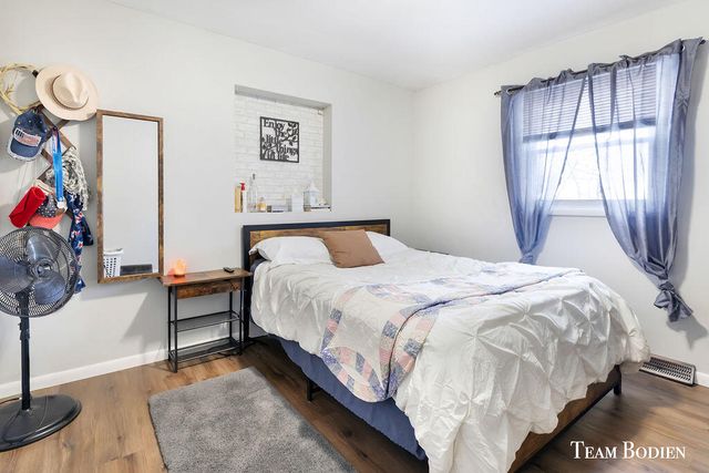 3807 Balsam Avenue, Grand Rapids, MI 49525