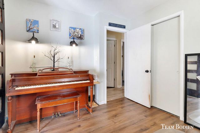 3807 Balsam Avenue, Grand Rapids, MI 49525