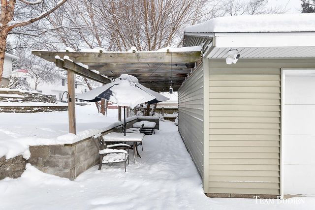 3807 Balsam Avenue, Grand Rapids, MI 49525