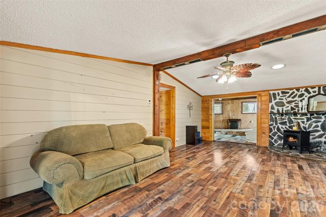 19 Timbers Edge Lane, Fairview, NC 28730