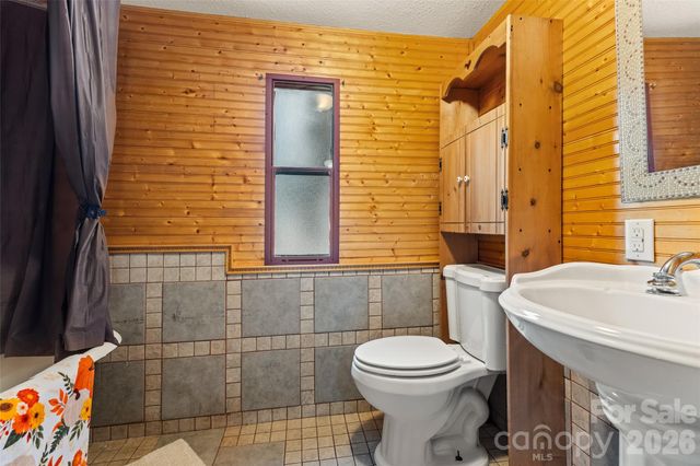 19 Timbers Edge Lane, Fairview, NC 28730