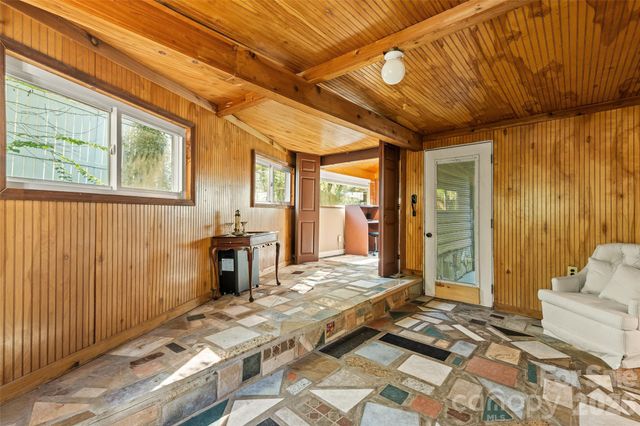 19 Timbers Edge Lane, Fairview, NC 28730