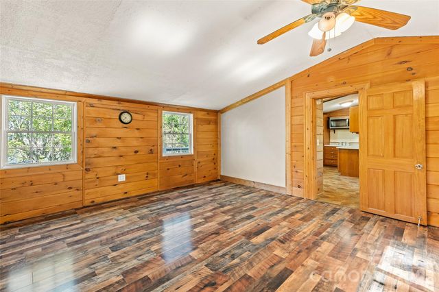 19 Timbers Edge Lane, Fairview, NC 28730