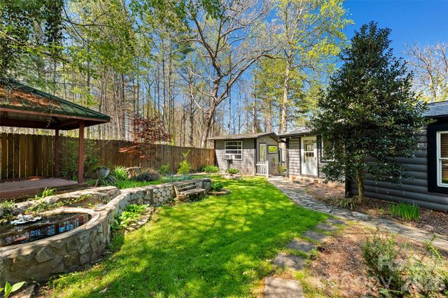 19 Timbers Edge Lane, Fairview, NC 28730