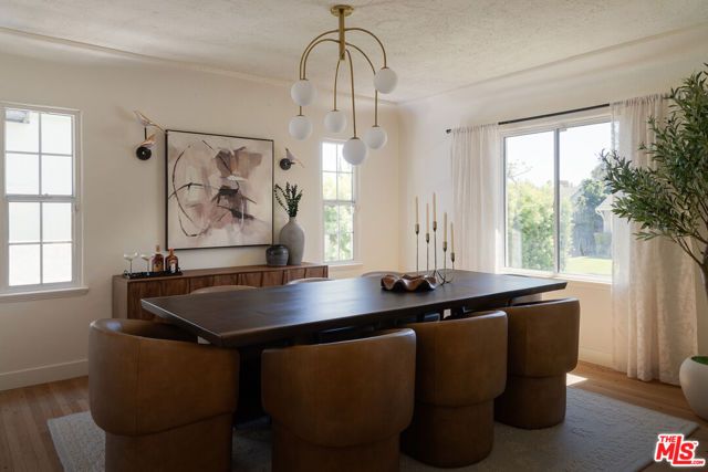 3807 Floresta Way, Los Angeles, CA 90043