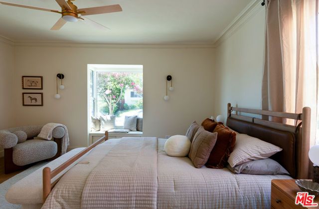 3807 Floresta Way, Los Angeles, CA 90043