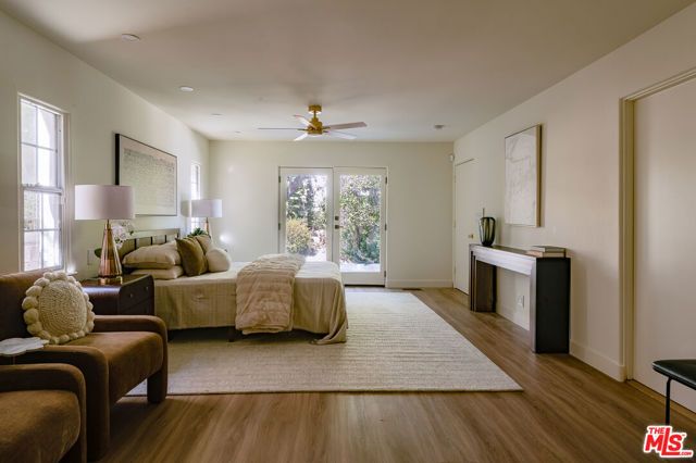 3807 Floresta Way, Los Angeles, CA 90043