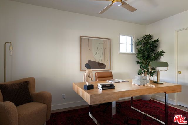 3807 Floresta Way, Los Angeles, CA 90043