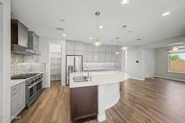 4173 E WEATHER VANE Road, Gilbert, AZ 85296