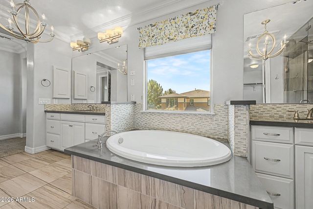 4173 E WEATHER VANE Road, Gilbert, AZ 85296