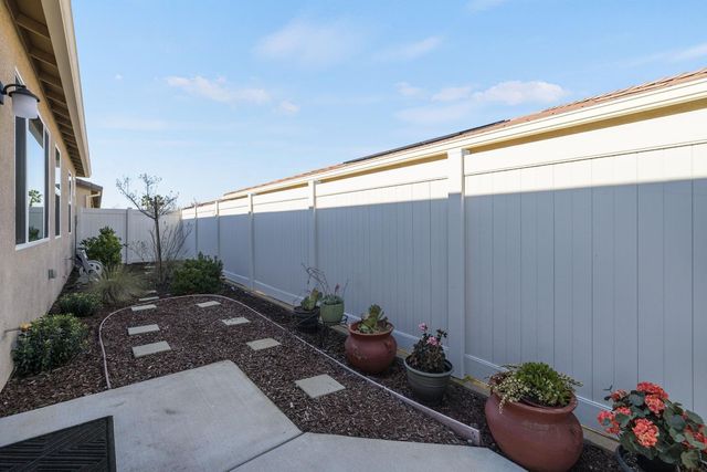 6509 Primavera Ln, El Dorado Hills, CA 95762