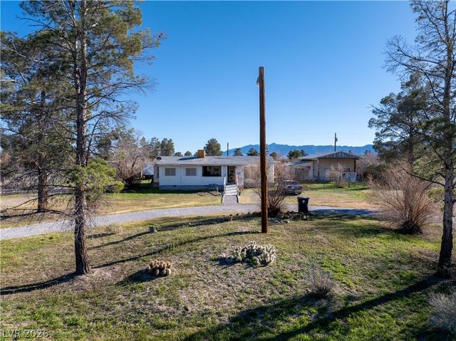 1801 West Irons Street, Pahrump, NV 89048