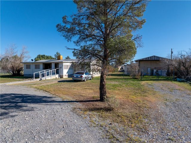 1801 West Irons Street, Pahrump, NV 89048