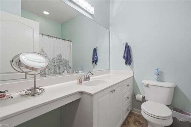 1002 Grand Oak LN, Virginia Beach, VA 23455