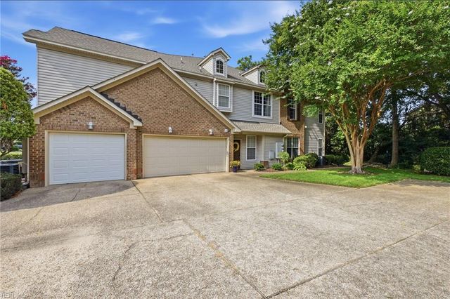 1002 Grand Oak LN, Virginia Beach, VA 23455
