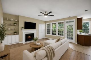 1002 Grand Oak LN, Virginia Beach, VA 23455