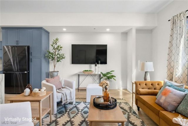 3109 Vine Court, Cleveland, OH 44113