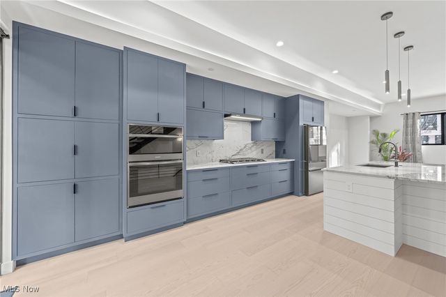 3109 Vine Court, Cleveland, OH 44113