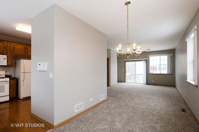 346 Evergreen Circle 346, Gilberts, IL 60136