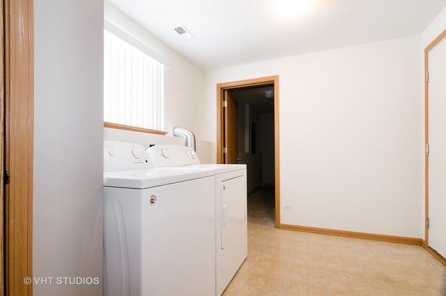 346 Evergreen Circle 346, Gilberts, IL 60136