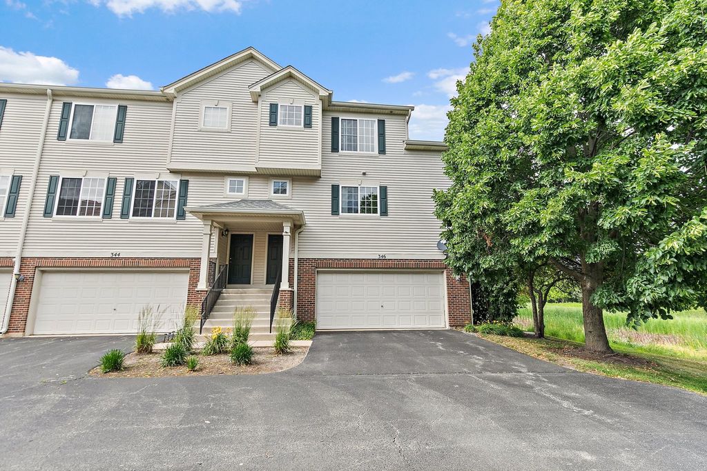 346 Evergreen Circle 346, Gilberts, IL 60136